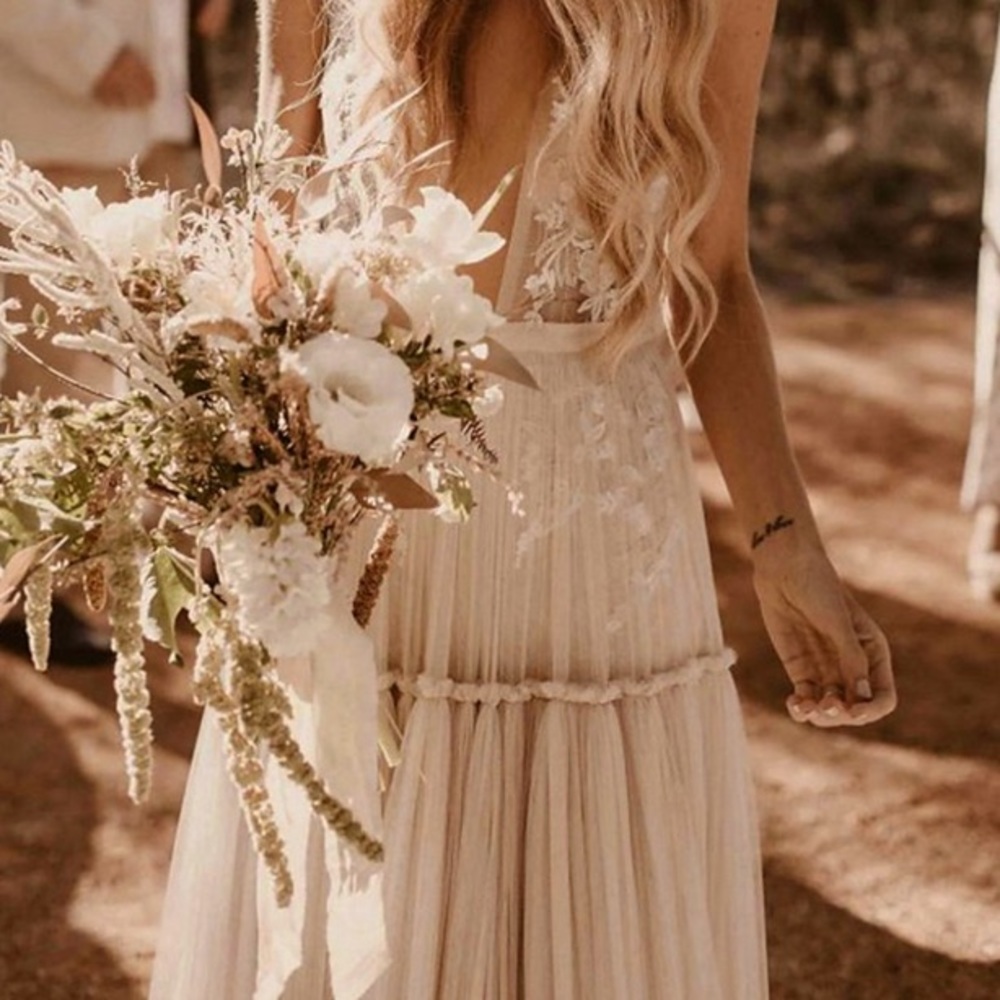 Wedding Dress Tulle Low Neckline